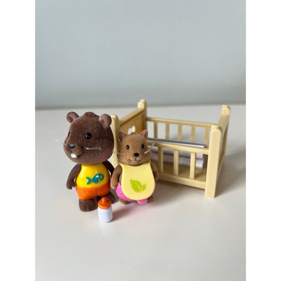 Li'l Woodzeez Bobbleez Benny Beaver and Lilli Squirrel Figure Toy Lot - Picture 2 of 11